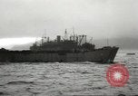 Standbild Landing Ship Tank Aleutian Islands Alaska USA, 1943, aus Sekunde 56 historischem Filmmaterial Videoclip 65675058460