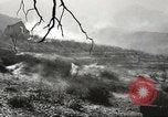 Standbild amerikanische Infanterie Pacific Theater, 1943, aus Sekunde 43 historischem Filmmaterial Videoclip 65675058464