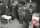 Standbild amerikanischen Rekruten Zweiten Weltkrieg United States USA, 1943, aus Sekunde 16 historischem Filmmaterial Videoclip 65675058466