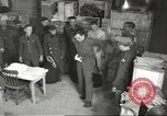 Standbild amerikanischen Rekruten Zweiten Weltkrieg United States USA, 1943, aus Sekunde 17 historischem Filmmaterial Videoclip 65675058466
