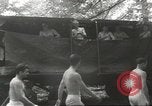 Immagine di Army Quartermaster furgoni United States USA, 1943, secondo 36 filmato di repertorio 65675058467