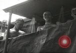 Immagine di Army Quartermaster furgoni United States USA, 1943, secondo 42 filmato di repertorio 65675058467