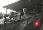 Immagine di Army Quartermaster furgoni United States USA, 1943, secondo 44 filmato di repertorio 65675058467