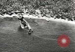 Standbild zerstörten Flugzeuge Salomonen, 1942, aus Sekunde 49 historischem Filmmaterial Videoclip 65675058471