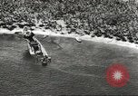 Standbild zerstörten Flugzeuge Salomonen, 1942, aus Sekunde 50 historischem Filmmaterial Videoclip 65675058471