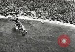 Standbild zerstörten Flugzeuge Salomonen, 1942, aus Sekunde 51 historischem Filmmaterial Videoclip 65675058471