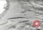 Standbild amerikanische Truppen Aleutian Islands Alaska USA, 1943, aus Sekunde 33 historischem Filmmaterial Videoclip 65675058481