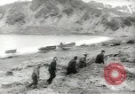 Standbild amerikanische Truppen Aleutian Islands Alaska USA, 1943, aus Sekunde 41 historischem Filmmaterial Videoclip 65675058481