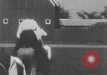 Standbild Gruppe auf ein Eis sozialen in den USA United States USA, 1916, aus Sekunde 59 historischem Filmmaterial Videoclip 65675058509