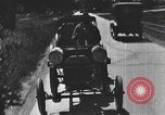 Standbild einen offenen Lkw beladen mit Schweinen Laufwerke auf den Markt in den USA United States USA, 1916, aus Sekunde 18 historischem Filmmaterial Videoclip 65675058510