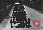 Standbild einen offenen Lkw beladen mit Schweinen Laufwerke auf den Markt in den USA United States USA, 1916, aus Sekunde 27 historischem Filmmaterial Videoclip 65675058510