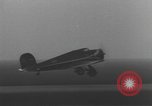 Standbild Frau Fliegerin Laura Ingalls Nonstop Rekord Tacoma Washington USA, 1935, aus Sekunde 12 historischem Filmmaterial Videoclip 65675058524