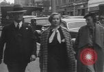 Standbild Frau Fliegerin Laura Ingalls Nonstop Rekord Tacoma Washington USA, 1935, aus Sekunde 42 historischem Filmmaterial Videoclip 65675058524