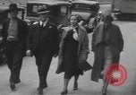 Standbild Frau Fliegerin Laura Ingalls Nonstop Rekord Tacoma Washington USA, 1935, aus Sekunde 45 historischem Filmmaterial Videoclip 65675058524