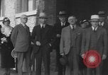 Standbild Frau Fliegerin Laura Ingalls Nonstop Rekord Tacoma Washington USA, 1935, aus Sekunde 50 historischem Filmmaterial Videoclip 65675058524