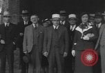 Standbild Frau Fliegerin Laura Ingalls Nonstop Rekord Tacoma Washington USA, 1935, aus Sekunde 53 historischem Filmmaterial Videoclip 65675058524