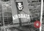 Standbild Airboot Vietnam, 1967, aus Sekunde 5 historischem Filmmaterial Videoclip 65675058586