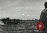 Standbild Airboot Vietnam, 1967, aus Sekunde 7 historischem Filmmaterial Videoclip 65675058586