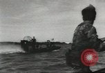 Standbild Airboot Vietnam, 1967, aus Sekunde 9 historischem Filmmaterial Videoclip 65675058586