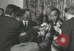 Immagine di James Meredith corre per il congresso New York United States USA, 1967, secondo 20 filmato di repertorio 65675058591