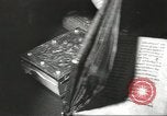 Immagine di Manoscritti armeni Londra Inghilterra Regno Unito, 1967, secondo 14 filmato di repertorio 65675058593