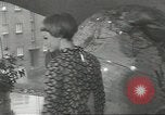 Image space age vêtements Allemagne, 1967, de la seconde 24 séquences d'archives historiques vidéo 65675058594