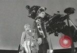 Image space age vêtements Allemagne, 1967, de la seconde 35 séquences d'archives historiques vidéo 65675058594