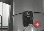Image space age vêtements Allemagne, 1967, de la seconde 53 séquences d'archives historiques vidéo 65675058594