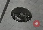 Image space age vêtements Allemagne, 1967, de la seconde 55 séquences d'archives historiques vidéo 65675058594