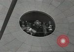 Image space age vêtements Allemagne, 1967, de la seconde 58 séquences d'archives historiques vidéo 65675058594