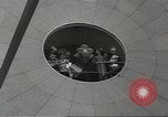 Image space age vêtements Allemagne, 1967, de la seconde 59 séquences d'archives historiques vidéo 65675058594