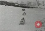 Standbild ski Handys Montreal Quebec Kanada, 1967, aus Sekunde 14 historischem Filmmaterial Videoclip 65675058598