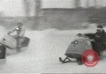 Standbild ski Handys Montreal Quebec Kanada, 1967, aus Sekunde 24 historischem Filmmaterial Videoclip 65675058598