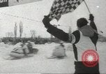 Standbild ski Handys Montreal Quebec Kanada, 1967, aus Sekunde 41 historischem Filmmaterial Videoclip 65675058598