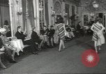 Immagine di Austrian sfilata di moda New York United States USA, 1967, secondo 12 filmato di repertorio 65675058603