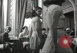 Immagine di Austrian sfilata di moda New York United States USA, 1967, secondo 16 filmato di repertorio 65675058603