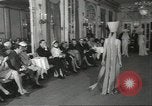 Immagine di Austrian sfilata di moda New York United States USA, 1967, secondo 32 filmato di repertorio 65675058603