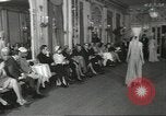 Immagine di Austrian sfilata di moda New York United States USA, 1967, secondo 34 filmato di repertorio 65675058603