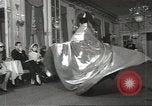 Immagine di Austrian sfilata di moda New York United States USA, 1967, secondo 47 filmato di repertorio 65675058603