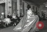 Immagine di Austrian sfilata di moda New York United States USA, 1967, secondo 55 filmato di repertorio 65675058603
