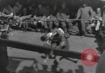 Standbild Boxkampf United States USA, 1923, aus Sekunde 26 historischem Filmmaterial Videoclip 65675058607