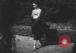 Immagine di Modelli California United States USA, 1950, secondo 21 filmato di repertorio 65675058617