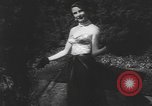 Immagine di Modelli California United States USA, 1950, secondo 25 filmato di repertorio 65675058617