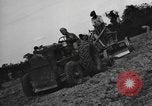 Standbild indischen Ingenieur Tamu Birma, 1944, aus Sekunde 39 historischem Filmmaterial Videoclip 65675058622