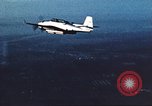 Standbild Brandbekämpfung Flugzeuge California United States USA, 1955, aus Sekunde 57 historischem Filmmaterial Videoclip 65675058692