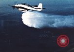 Standbild Brandbekämpfung Flugzeuge California United States USA, 1955, aus Sekunde 59 historischem Filmmaterial Videoclip 65675058692