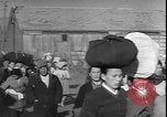 Immagine di Stati Uniti prima divisione Marine Hungnam Corea del Nord, 1950, secondo 13 filmato di repertorio 65675058699