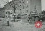 Immagine di Civili tedesco Colonia Germania, 1945, secondo 9 filmato di repertorio 65675058756