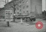 Immagine di Civili tedesco Colonia Germania, 1945, secondo 10 filmato di repertorio 65675058756