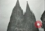 Immagine di Civili tedesco Colonia Germania, 1945, secondo 19 filmato di repertorio 65675058756